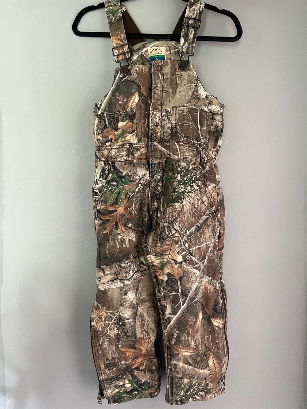 Blue Mountain Realtree Edge Kid’s Insulated Camo Bib Overall Small
